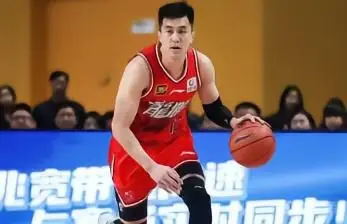 官方:郭艾伦告别广州龙狮;效力2年出场19场常规赛